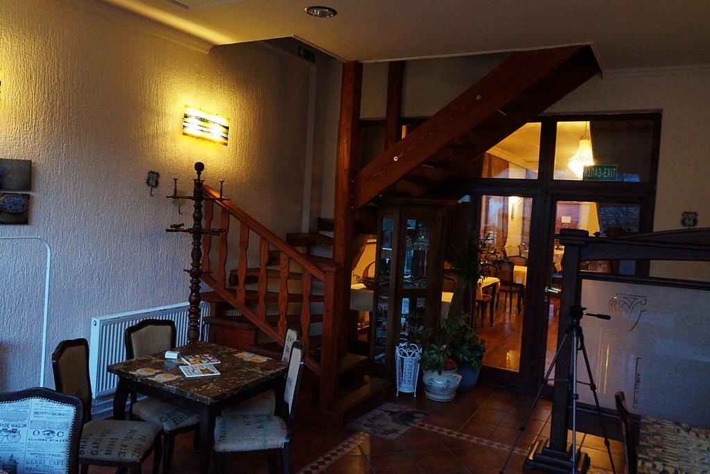 Ugostiteljski Objekat Karibo Hotell Sombor Eksteriør bilde